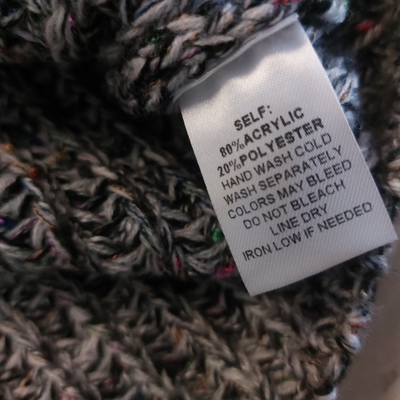 Shop17 Heathered Grey Oversized Chunky Beaded Cropped Thick Knit Sweater - Picture 12 of 13